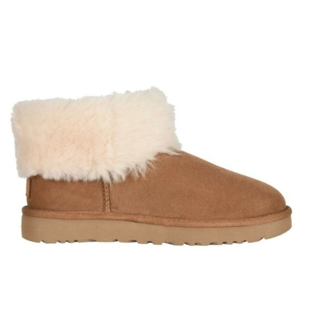 Ugg - Classic mini fluff boots